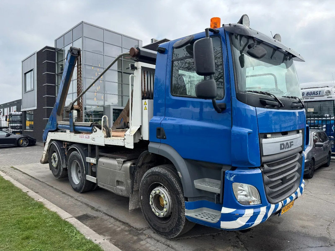 Camion benne DAF CF 400 6X2 - EURO 6 + VDL P-18 + REMOTE + LIFT A: photos 9