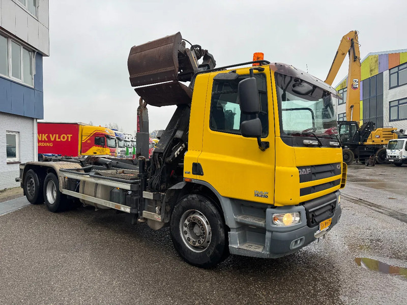 DAF CF 75.310 6X2 EURO 5 HMF 1244 Z2 + REMOTE + HIAB 17T HOOK - crédit-bail DAF CF 75.310 6X2 EURO 5 HMF 1244 Z2 + REMOTE + HIAB 17T HOOK: photos 11