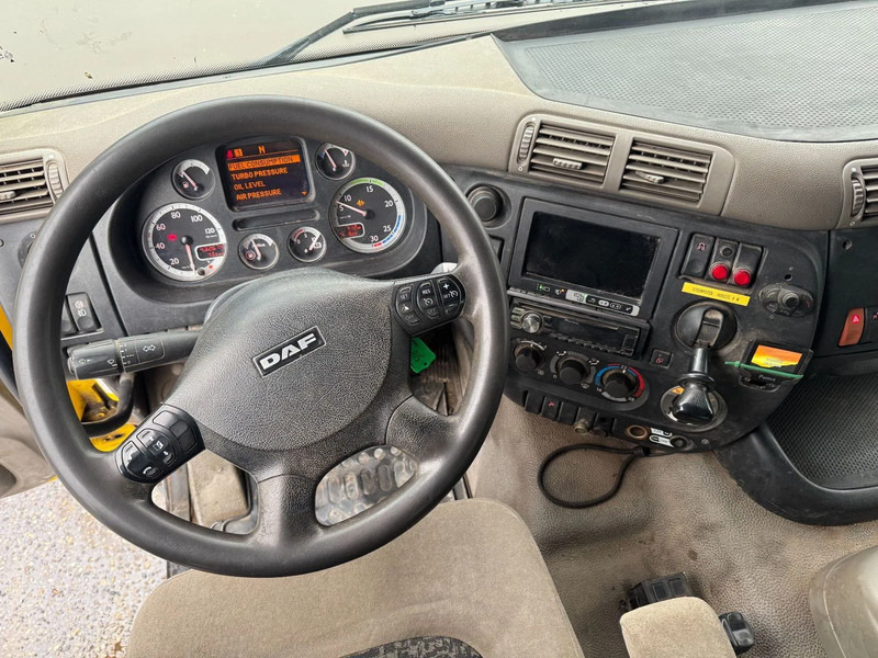 DAF CF 75.310 6X2 EURO 5 HMF 1244 Z2 + REMOTE + HIAB 17T HOOK - crédit-bail DAF CF 75.310 6X2 EURO 5 HMF 1244 Z2 + REMOTE + HIAB 17T HOOK: photos 19