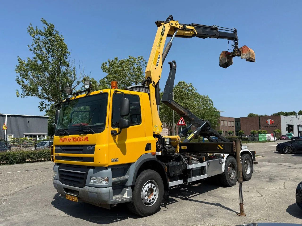 DAF CF 85.410 6X4 - EURO 5 + PALFINGER PK15500 + REM - Camion grue: photos 1 DAF CF 85.410 6X4 - EURO 5 + PALFINGER PK15500 + REM - Camion grue: photos 1