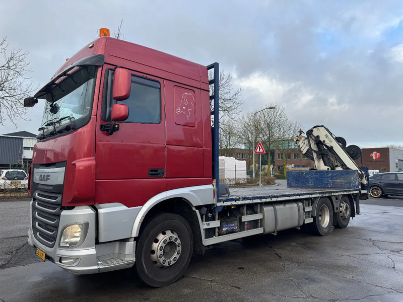 DAF XF 510 6X2 EURO 6 + HIAB 166 HI PRO + REMOTE CONTROL - Camion plateau, Camion grue: photos 2 DAF XF 510 6X2 EURO 6 + HIAB 166 HI PRO + REMOTE CONTROL - Camion plateau, Camion grue: photos 2