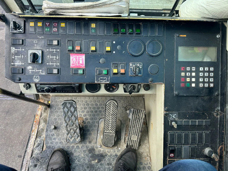 Faun ATF 30-2l 4X4 - crédit-bail Faun ATF 30-2l 4X4: photos 11