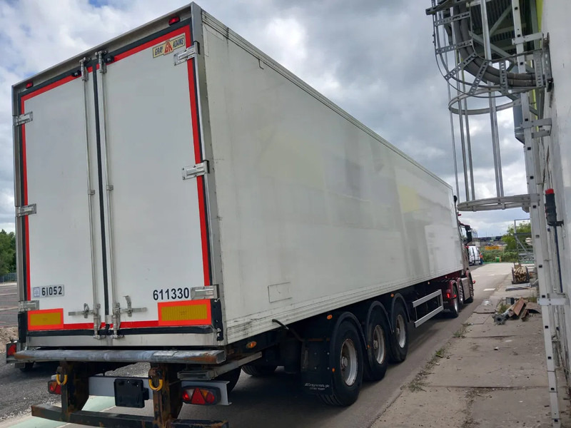 Gray and Adams 6X THERMO KING SLX 200 -13,4X2,5X2,6 METER - BPW DRUM BRAKES - Semi-remorque frigorifique: photos 5 Gray and Adams 6X THERMO KING SLX 200 -13,4X2,5X2,6 METER - BPW DRUM BRAKES - Semi-remorque frigorifique: photos 5