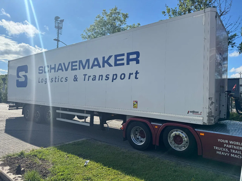 Hertoghs O3 3X SAF AXLE DISK BRAKES TÜV TILL 01-2026 - Semi-remorque fourgon: photos 5 Hertoghs O3 3X SAF AXLE DISK BRAKES TÜV TILL 01-2026 - Semi-remorque fourgon: photos 5