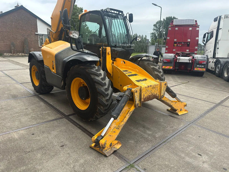 JCB 535V125 , 4087 HOURS,CE, 12,5 M LIFT HEIGHT, 3500 KG, AUXIARY HYDRAULIC PLUMBING - Chariot télescopique: photos 5 JCB 535V125 , 4087 HOURS,CE, 12,5 M LIFT HEIGHT, 3500 KG, AUXIARY HYDRAULIC PLUMBING - Chariot télescopique: photos 5