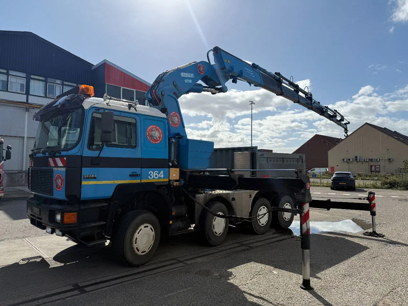 MAN 33.463 33-463 8x4 met 62 effer kraan 6x uitschuifbaar - Camion grue: photos 2 MAN 33.463 33-463 8x4 met 62 effer kraan 6x uitschuifbaar - Camion grue: photos 2