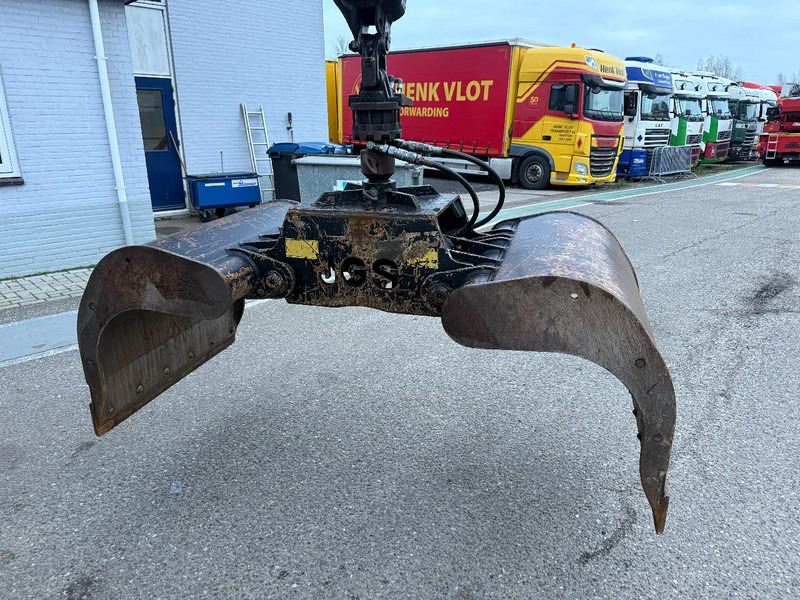 MAN TGS 35.480 8X4 + HMF 2420-K3 REMOTE + TIPPER - Camion benne, Camion grue: photos 4 MAN TGS 35.480 8X4 + HMF 2420-K3 REMOTE + TIPPER - Camion benne, Camion grue: photos 4