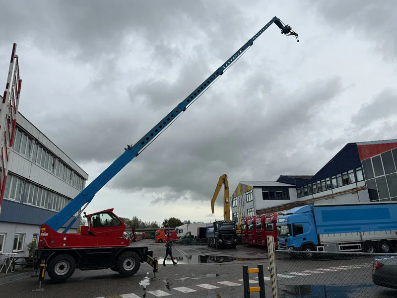 Merlo ROTO40.26MCSS, AFSTANDBEDIENING,MANBAK PALLETVORKEN HIJS JIB EN LIER - Chariot télescopique: photos 4 Merlo ROTO40.26MCSS, AFSTANDBEDIENING,MANBAK PALLETVORKEN HIJS JIB EN LIER - Chariot télescopique: photos 4