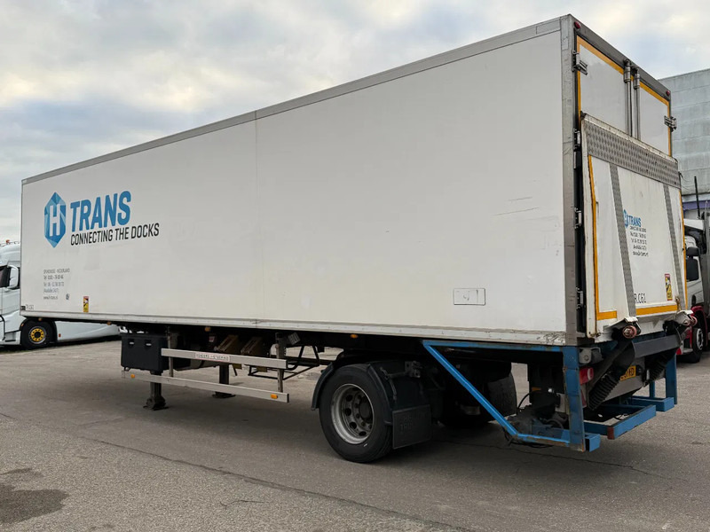 Renders + CARRIER VECTOR 1850 + DHOLLANDIA LIFT - crédit-bail Renders + CARRIER VECTOR 1850 + DHOLLANDIA LIFT: photos 6