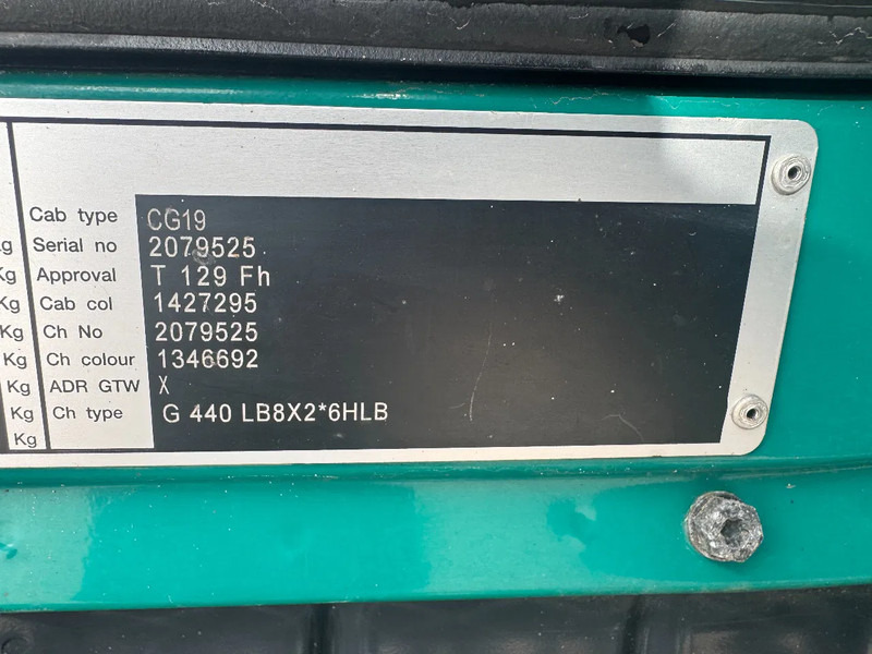 Camion plateau, Camion grue Scania G440 8X2 EURO 6 HMF 8520 + REMOTE CONTROL TWISTLOCKS: photos 18