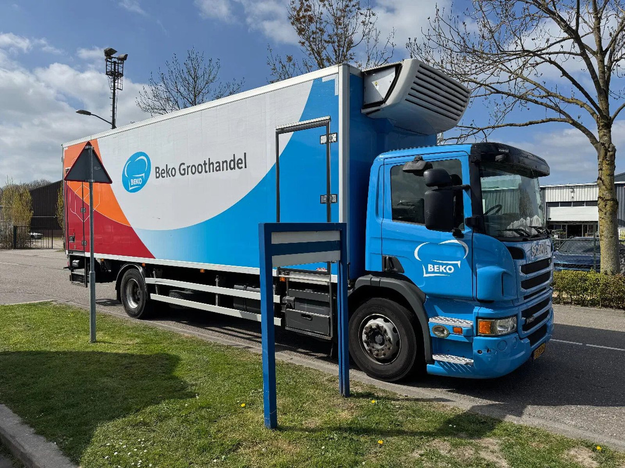 Scania P250 4X2 EURO 6 CARRIER IBERI COOLER - Camion frigorifique: photos 3 Scania P250 4X2 EURO 6 CARRIER IBERI COOLER - Camion frigorifique: photos 3