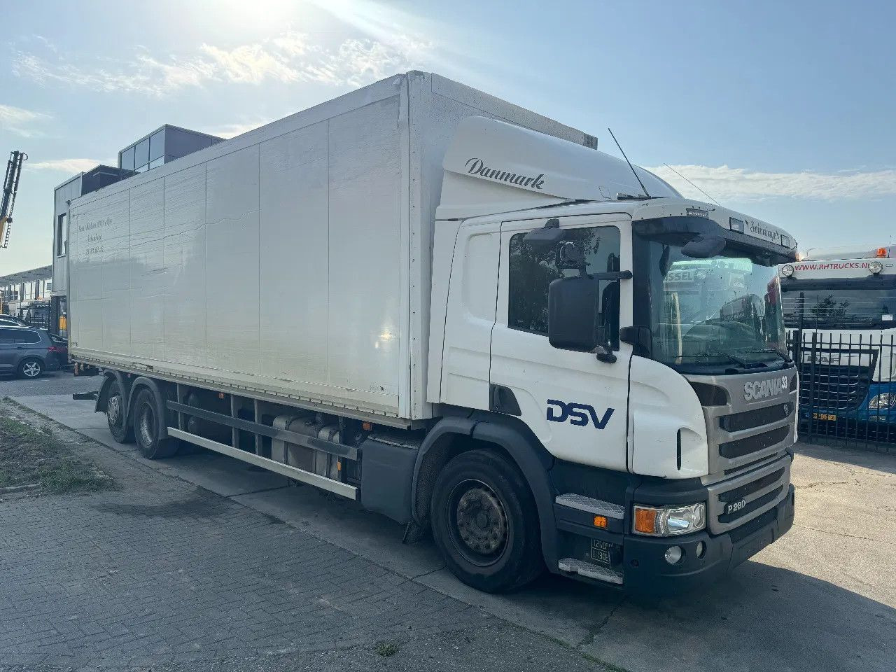 Scania P280 6X2 SCHMITZ BOX + ZEPRO 2000KG LIFT EURO 6 - Camion fourgon: photos 3 Scania P280 6X2 SCHMITZ BOX + ZEPRO 2000KG LIFT EURO 6 - Camion fourgon: photos 3