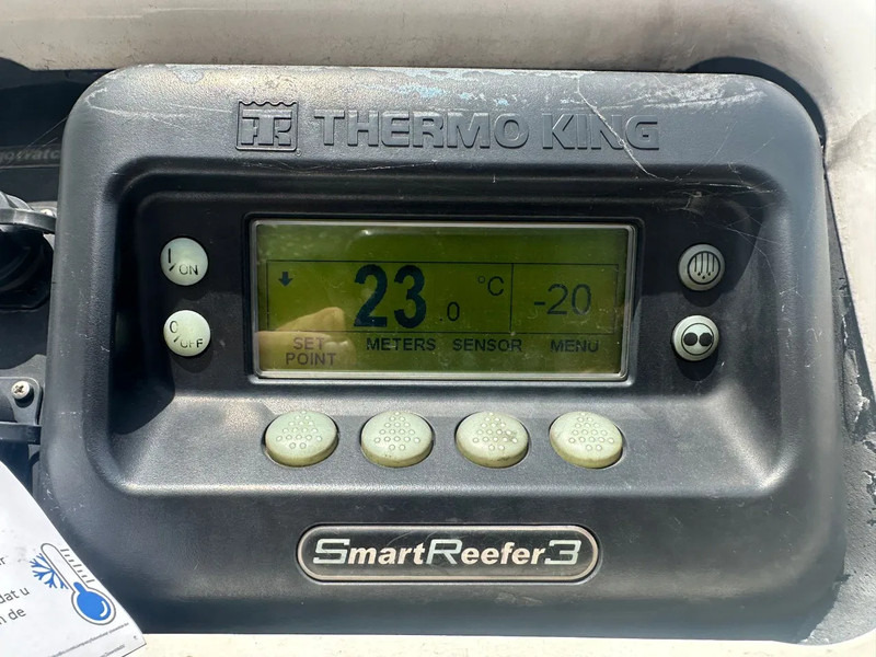 Semi-remorque frigorifique Schmitz Cargobull SCB*S3B THERMO KING SLX300E 3 AXLE: photos 11 Semi-remorque frigorifique Schmitz Cargobull SCB*S3B THERMO KING SLX300E 3 AXLE: photos 11