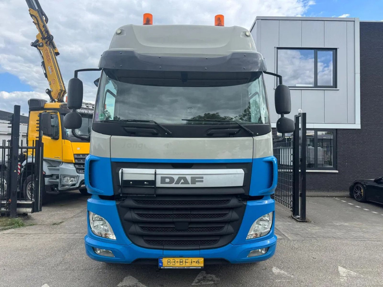 DAF CF 440 4X2 - EURO 6 + TÜV 12-2025 - Tracteur routier: photos 2 DAF CF 440 4X2 - EURO 6 + TÜV 12-2025 - Tracteur routier: photos 2