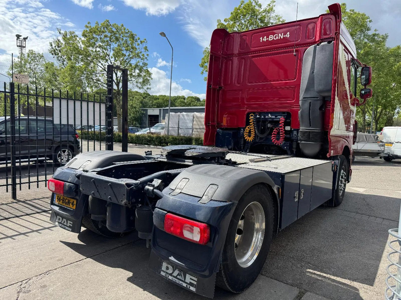 DAF XF 440 4X2 - EURO 6 + TÜV 03-2026 - Tracteur routier: photos 4 DAF XF 440 4X2 - EURO 6 + TÜV 03-2026 - Tracteur routier: photos 4