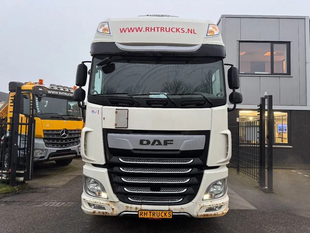 DAF XF 450 6X2 - EURO 6 + LIFT/STEERING AXLE - Tracteur routier: photos 2 DAF XF 450 6X2 - EURO 6 + LIFT/STEERING AXLE - Tracteur routier: photos 2