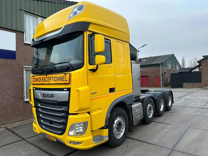 DAF XF 530 8X4 140 TON 384000 KM - Tracteur routier: photos 2 DAF XF 530 8X4 140 TON 384000 KM - Tracteur routier: photos 2