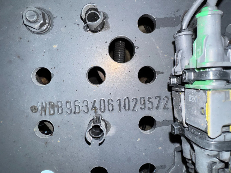 Mercedes-Benz Actros 1842 4X2 EURO 6 MEGA DOUBLE TANK - crédit-bail Mercedes-Benz Actros 1842 4X2 EURO 6 MEGA DOUBLE TANK: photos 14 Mercedes-Benz Actros 1842 4X2 EURO 6 MEGA DOUBLE TANK - crédit-bail Mercedes-Benz Actros 1842 4X2 EURO 6 MEGA DOUBLE TANK: photos 14