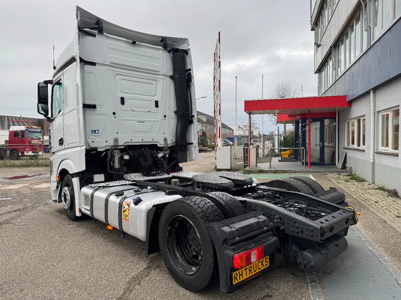Mercedes-Benz Actros 1842 4X2 EURO 6 MEGA DOUBLE TANK - crédit-bail Mercedes-Benz Actros 1842 4X2 EURO 6 MEGA DOUBLE TANK: photos 7 Mercedes-Benz Actros 1842 4X2 EURO 6 MEGA DOUBLE TANK - crédit-bail Mercedes-Benz Actros 1842 4X2 EURO 6 MEGA DOUBLE TANK: photos 7