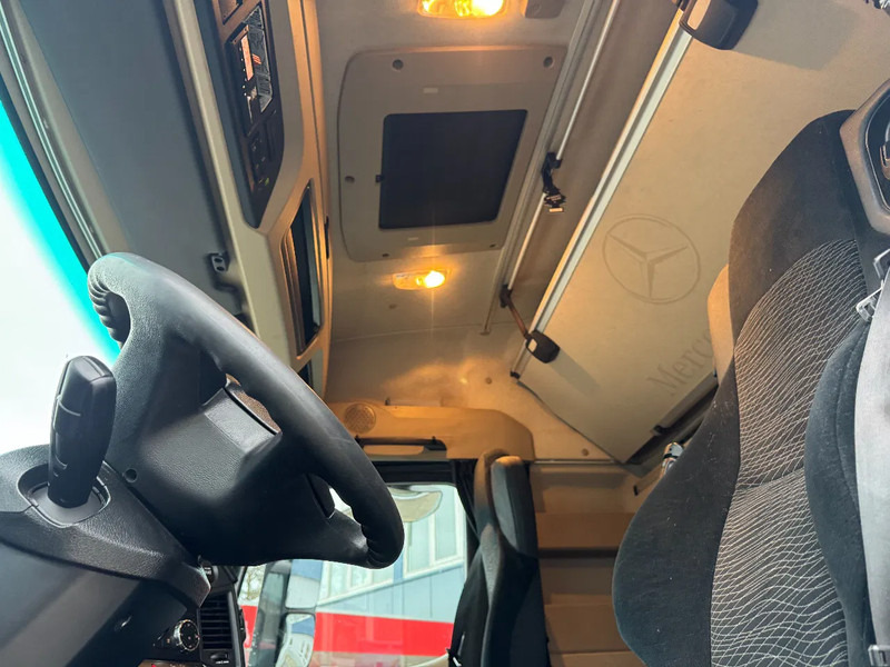 Mercedes-Benz Actros 1842 4X2 EURO 6 MEGA DOUBLE TANK - crédit-bail Mercedes-Benz Actros 1842 4X2 EURO 6 MEGA DOUBLE TANK: photos 8 Mercedes-Benz Actros 1842 4X2 EURO 6 MEGA DOUBLE TANK - crédit-bail Mercedes-Benz Actros 1842 4X2 EURO 6 MEGA DOUBLE TANK: photos 8