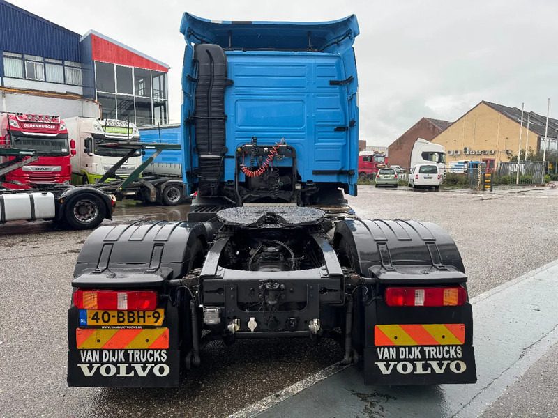 Volvo FM 330 4X2 EURO 5 ONLY 519.822 KM SPOILERS HOLLAND TRUCK - Tracteur routier: photos 5 Volvo FM 330 4X2 EURO 5 ONLY 519.822 KM SPOILERS HOLLAND TRUCK - Tracteur routier: photos 5