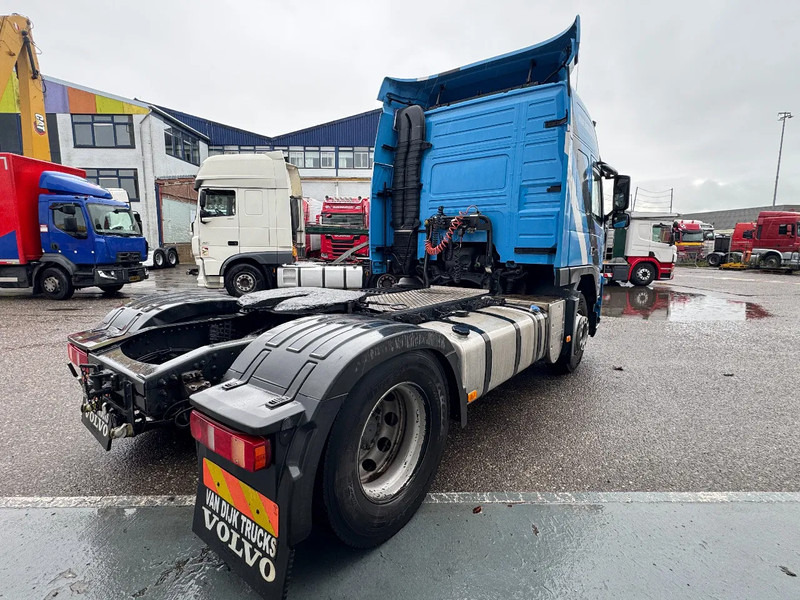 Volvo FM 330 4X2 EURO 5 ONLY 519.822 KM SPOILERS HOLLAND TRUCK - Tracteur routier: photos 4 Volvo FM 330 4X2 EURO 5 ONLY 519.822 KM SPOILERS HOLLAND TRUCK - Tracteur routier: photos 4