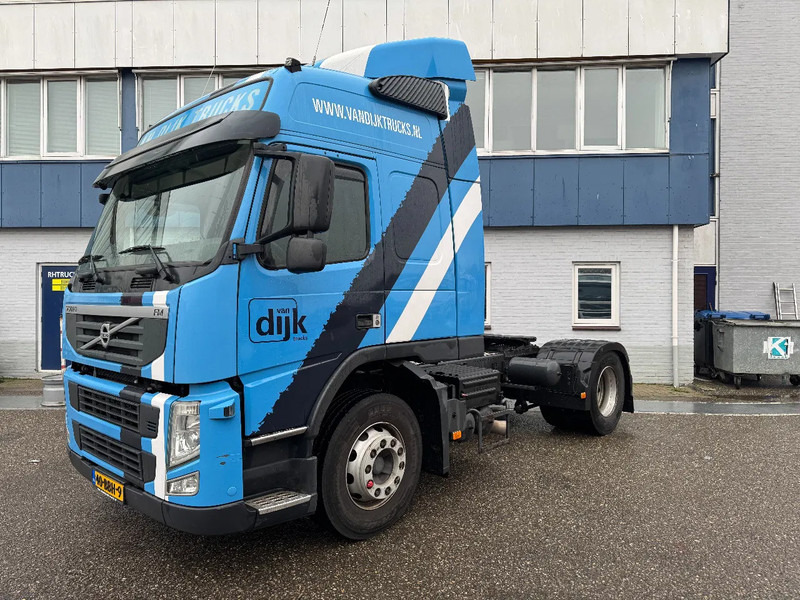 Volvo FM 330 4X2 EURO 5 ONLY 519.822 KM SPOILERS HOLLAND TRUCK - Tracteur routier: photos 1 Volvo FM 330 4X2 EURO 5 ONLY 519.822 KM SPOILERS HOLLAND TRUCK - Tracteur routier: photos 1
