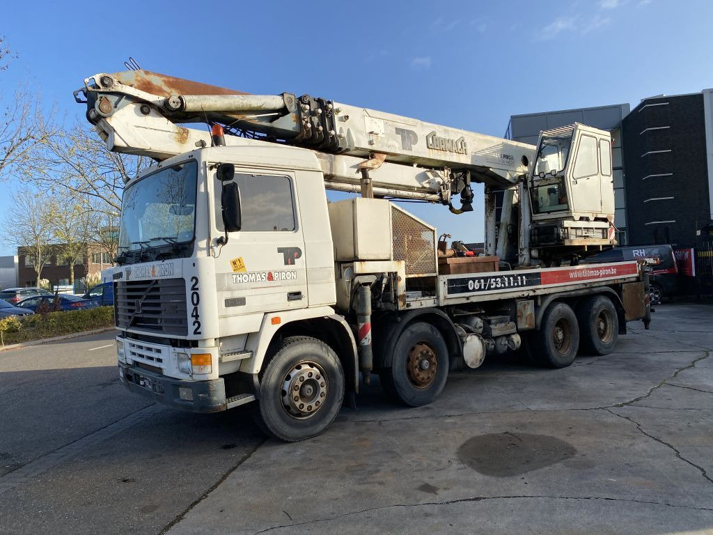 Volvo F 12 8X4 + CORMACH 87000 CRANE - 8.642 HOURS - Camion grue: photos 4 Volvo F 12 8X4 + CORMACH 87000 CRANE - 8.642 HOURS - Camion grue: photos 4