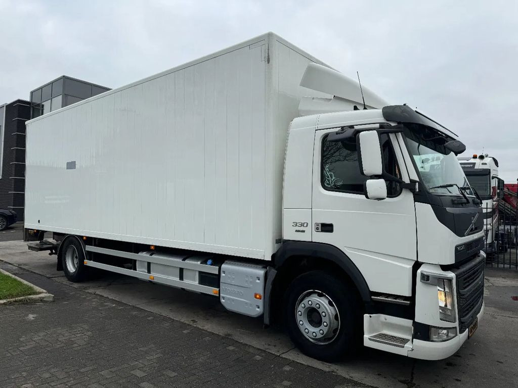 Volvo FM 330 4X2 - EURO 6 + DHOLLANDIA LIFT + ONLY 500 - Camion fourgon: photos 3 Volvo FM 330 4X2 - EURO 6 + DHOLLANDIA LIFT + ONLY 500 - Camion fourgon: photos 3