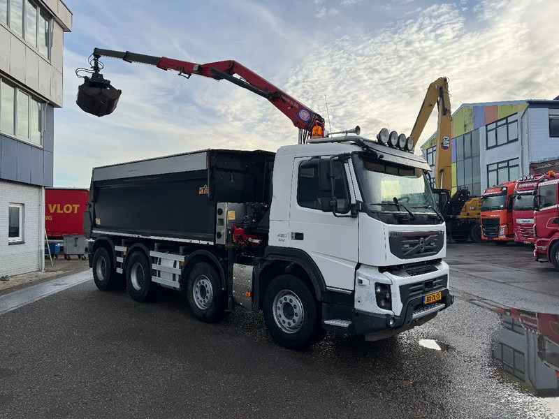 Volvo FMX 420 8X4 HMF 1643Z2 + REMOTE CONTROL + HYVA KIPPER - Camion benne, Camion grue: photos 4 Volvo FMX 420 8X4 HMF 1643Z2 + REMOTE CONTROL + HYVA KIPPER - Camion benne, Camion grue: photos 4
