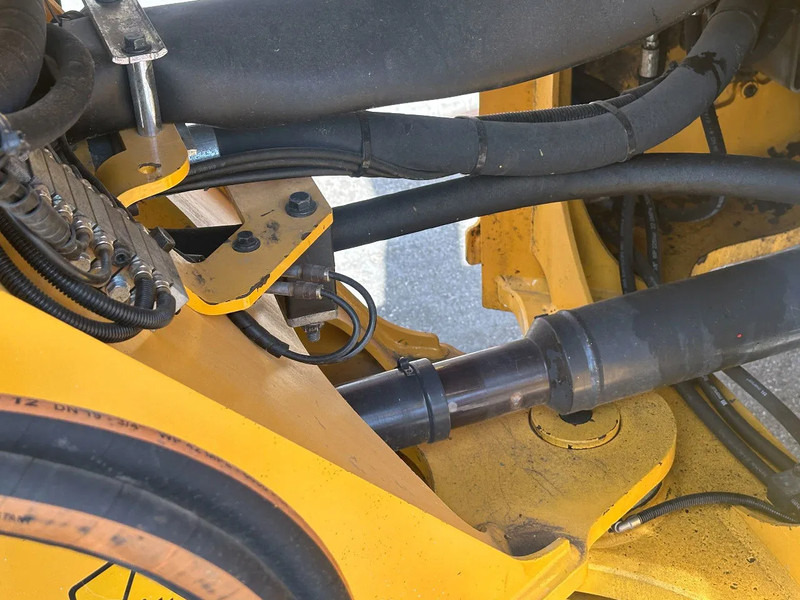 Volvo L60H , CE, 31359 HOURS, AUXILIARY HYDRAULICS, AIR CONDITIONER - crédit-bail Volvo L60H , CE, 31359 HOURS, AUXILIARY HYDRAULICS, AIR CONDITIONER: photos 13