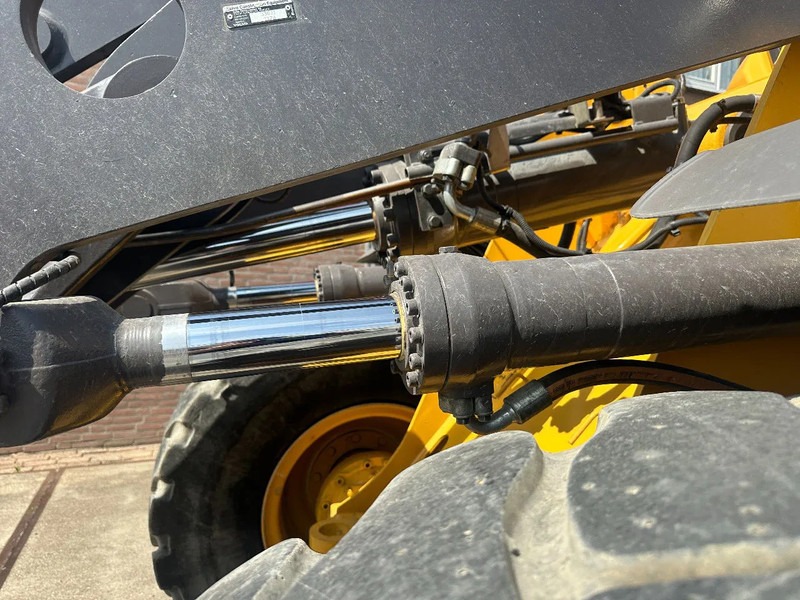 Volvo L60H , CE, 31359 HOURS, AUXILIARY HYDRAULICS, AIR CONDITIONER - crédit-bail Volvo L60H , CE, 31359 HOURS, AUXILIARY HYDRAULICS, AIR CONDITIONER: photos 14