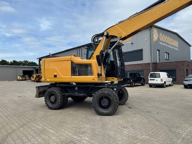 CAT M 318F - Pelle sur pneus: photos 3 CAT M 318F - Pelle sur pneus: photos 3