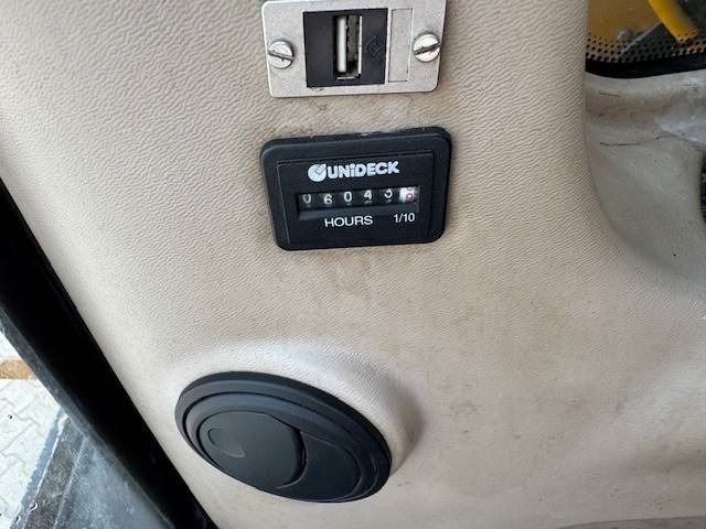 Pelle sur pneus HYDREMA MX16: photos 12 Pelle sur pneus HYDREMA MX16: photos 12