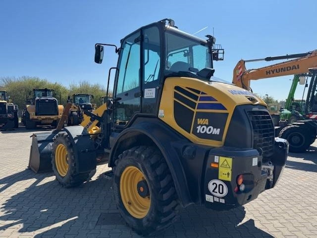 KOMATSU WA 100M - Chargeuse sur pneus: photos 1 KOMATSU WA 100M - Chargeuse sur pneus: photos 1