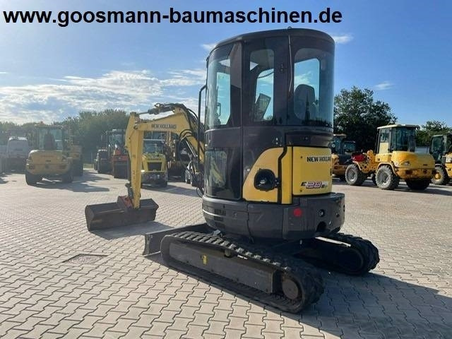 NEW HOLLAND E 29 B SR - Mini pelle: photos 3 NEW HOLLAND E 29 B SR - Mini pelle: photos 3