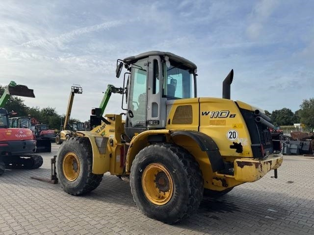 Chargeuse sur pneus New Holland W 110 B W 110 B: photos 8