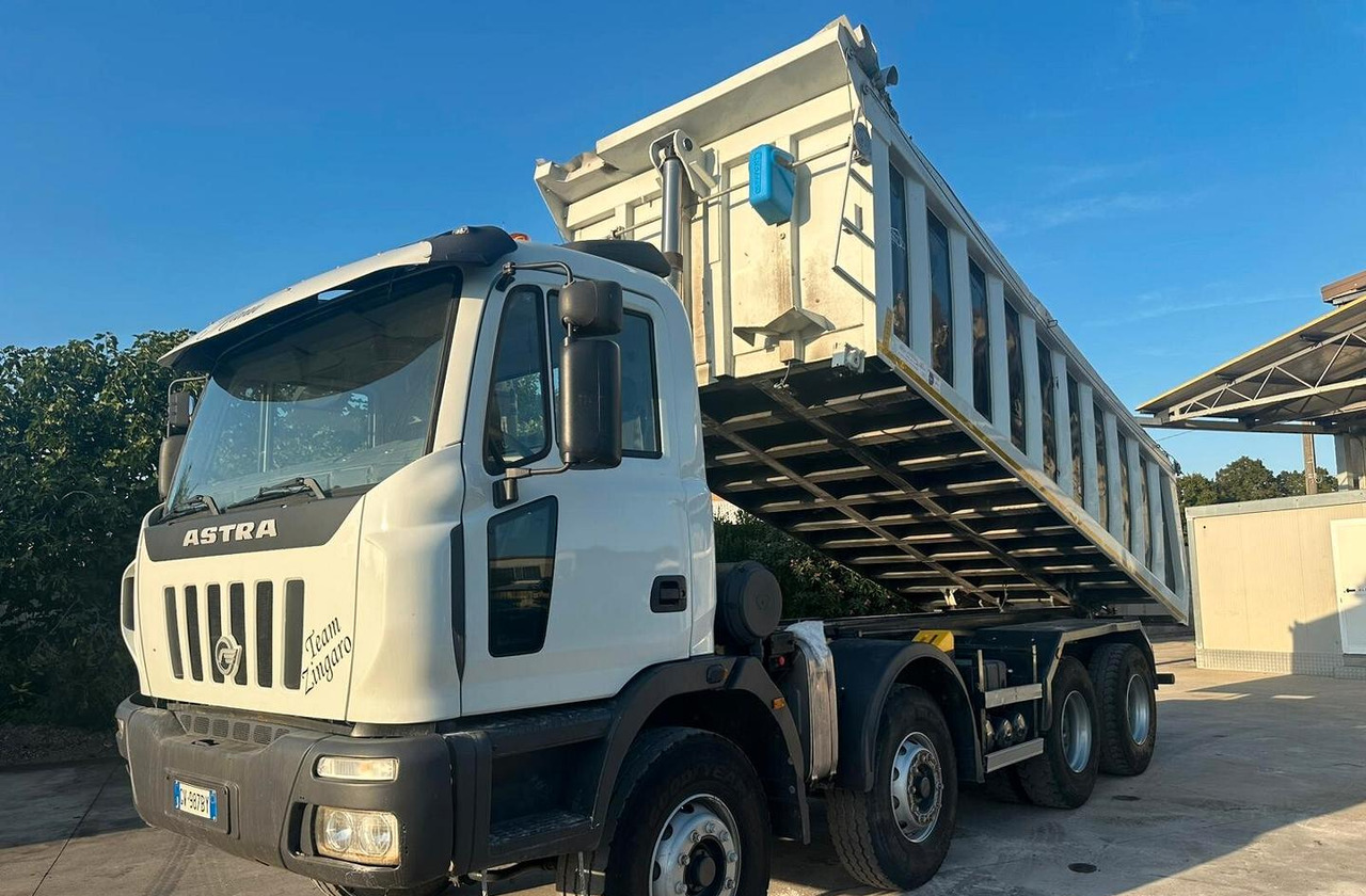 Astra HD8 84 4 assi ribaltabile EURO 5 - Camion benne: photos 5 Astra HD8 84 4 assi ribaltabile EURO 5 - Camion benne: photos 5
