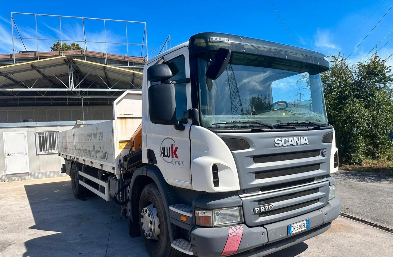 Motrice Scania con gru Effer - Camion plateau, Camion grue: photos 2 Motrice Scania con gru Effer - Camion plateau, Camion grue: photos 2