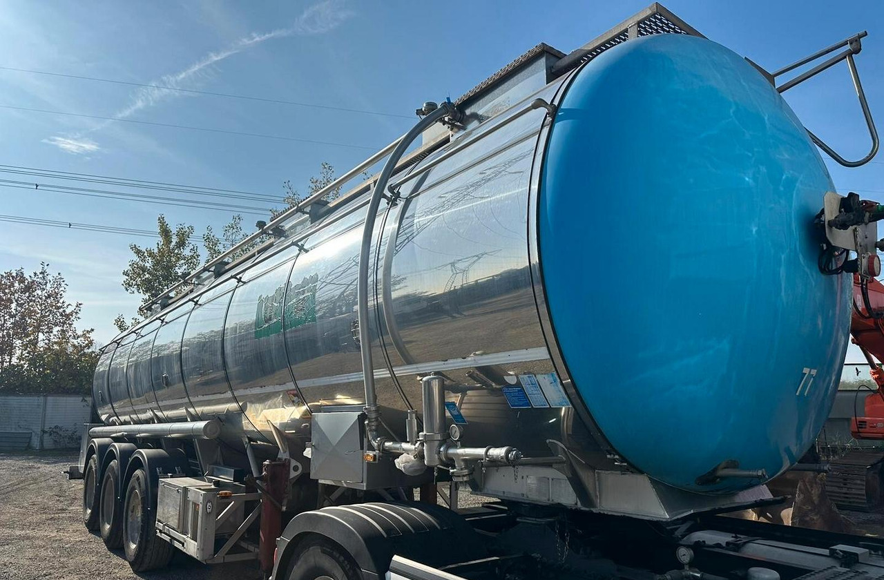 Semirimorchio cisterna Feldbinder - Semi-remorque citerne: photos 2 Semirimorchio cisterna Feldbinder - Semi-remorque citerne: photos 2