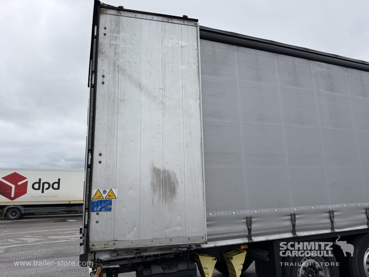 SCHMITZ Curtainsider Standard - Semi-remorque rideaux coulissants: photos 2 SCHMITZ Curtainsider Standard - Semi-remorque rideaux coulissants: photos 2