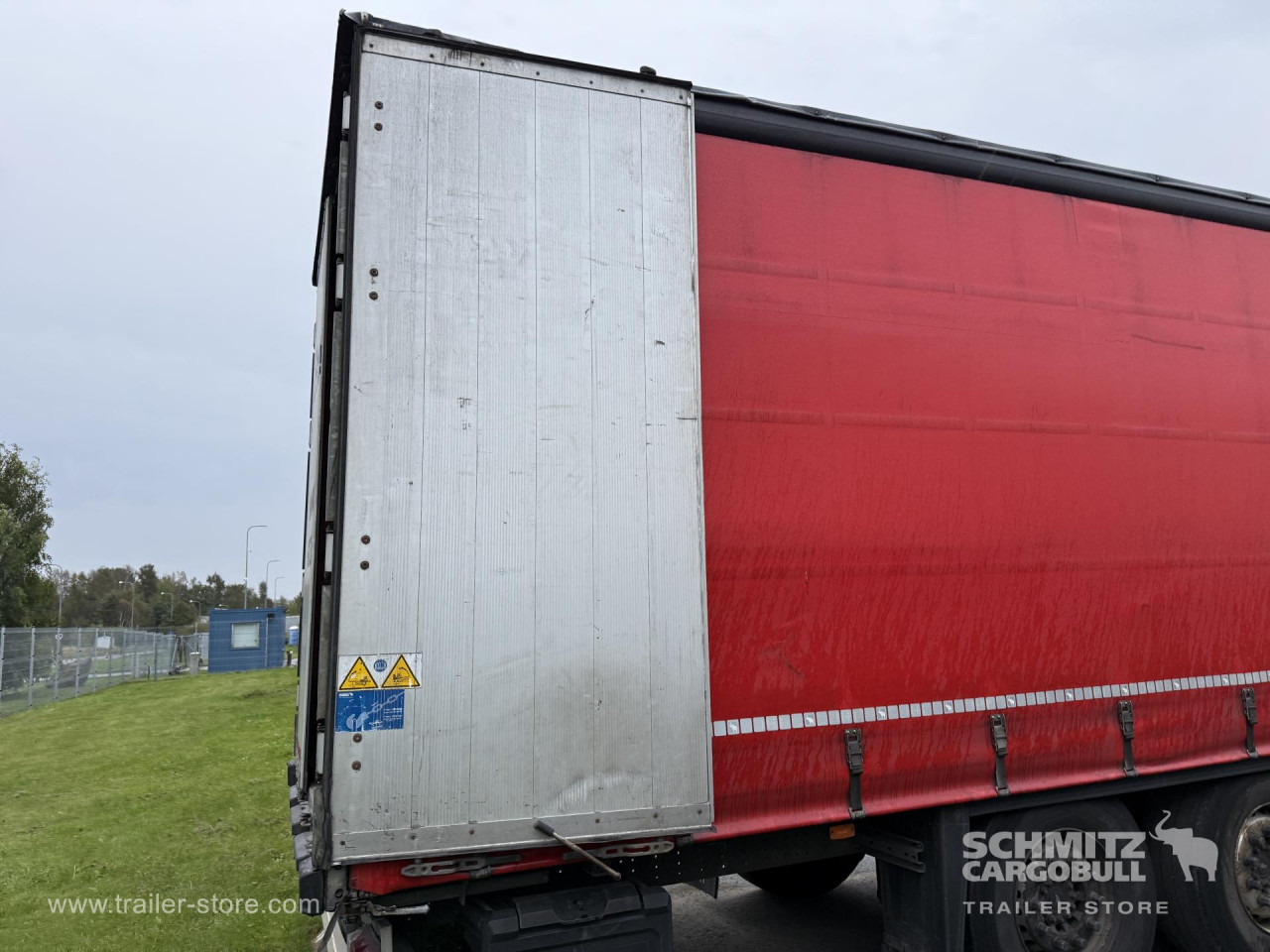 SCHMITZ Curtainsider Standard - Semi-remorque rideaux coulissants: photos 3 SCHMITZ Curtainsider Standard - Semi-remorque rideaux coulissants: photos 3
