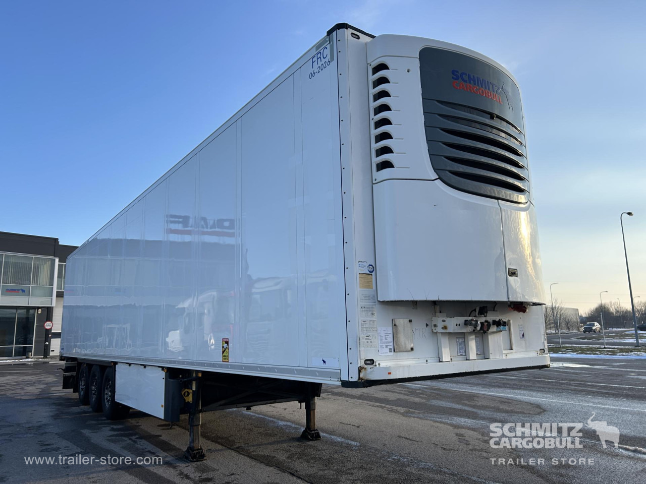 SCHMITZ Reefer Standard Double deck - Semi-remorque isothermique: photos 1 SCHMITZ Reefer Standard Double deck - Semi-remorque isothermique: photos 1