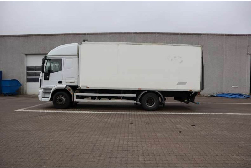 Iveco Eurocargo 4X2 Kasse-lift Afhentning - Camion fourgon: photos 5 Iveco Eurocargo 4X2 Kasse-lift Afhentning - Camion fourgon: photos 5
