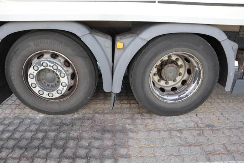 MAN TGS 26.320 EURO 6 - Camion fourgon: photos 5 MAN TGS 26.320 EURO 6 - Camion fourgon: photos 5