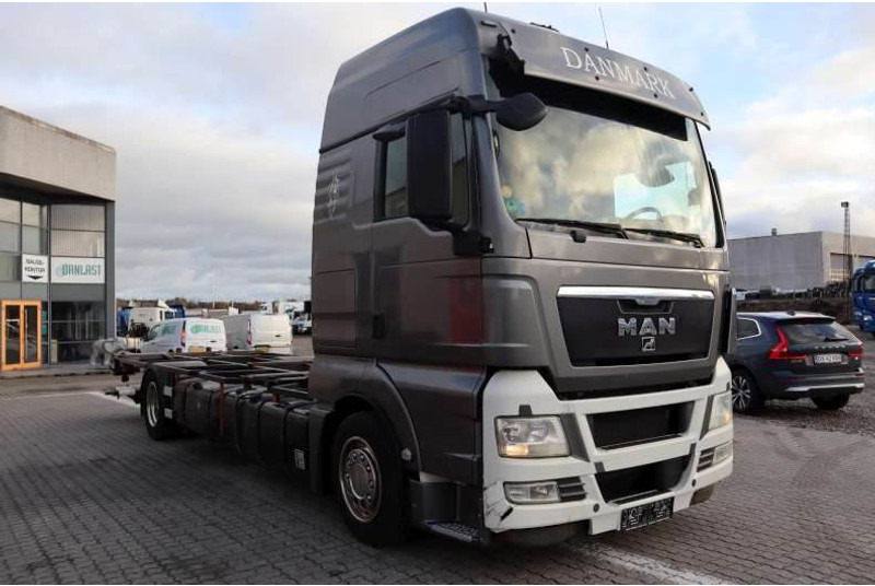 MAN TGX 18.480 Eftermonteret partikelfilter - Camion porte-conteneur/ Caisse mobile: photos 2 MAN TGX 18.480 Eftermonteret partikelfilter - Camion porte-conteneur/ Caisse mobile: photos 2