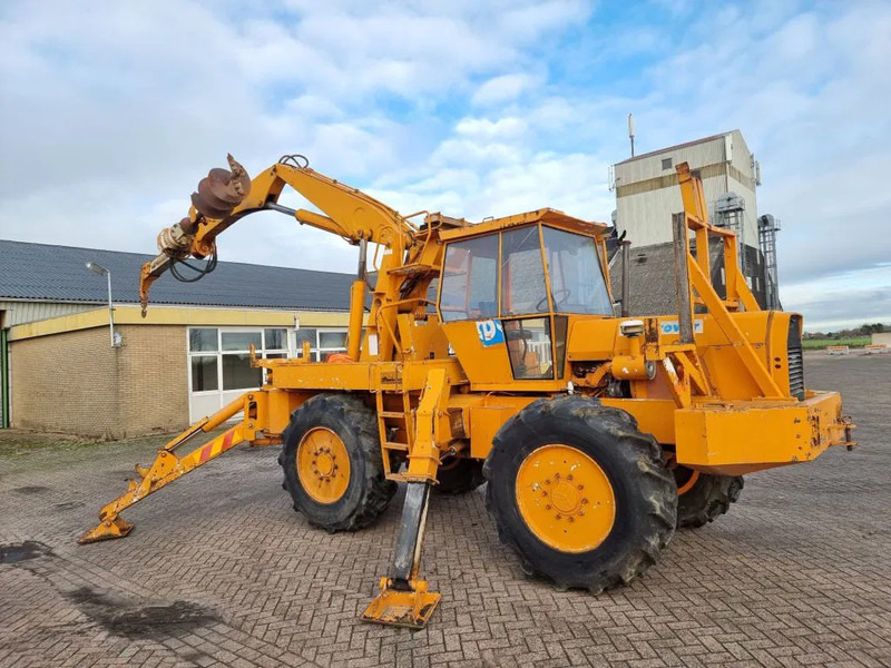 Elctrovar Waterdrill - waterboor - Grounddrill - 4x4 - Grue automotrice lente: photos 4 Elctrovar Waterdrill - waterboor - Grounddrill - 4x4 - Grue automotrice lente: photos 4