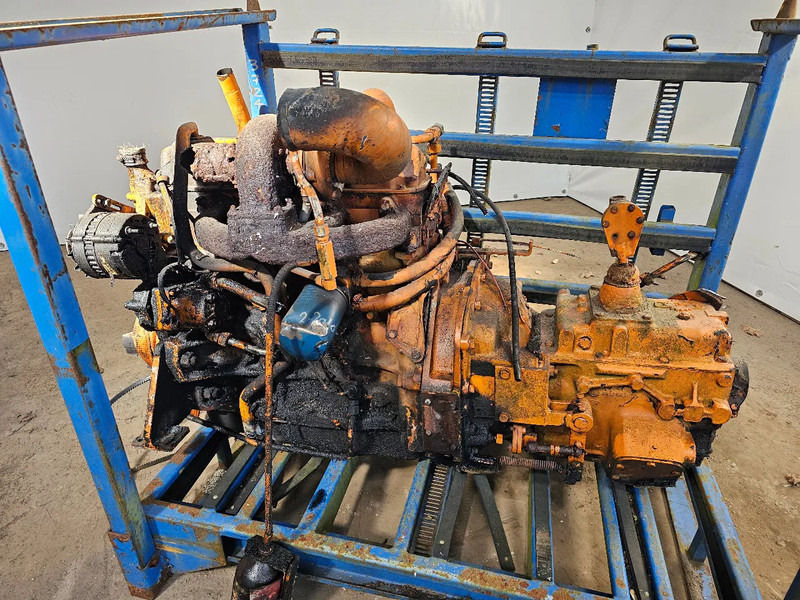 Ford TMC - Moteur pour Camion: photos 1 Ford TMC - Moteur pour Camion: photos 1