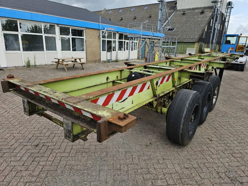 Semi-remorque porte-conteneur/ Caisse mobile Fruehauf Steelspring - Drumbrakes: photos 7 Semi-remorque porte-conteneur/ Caisse mobile Fruehauf Steelspring - Drumbrakes: photos 7