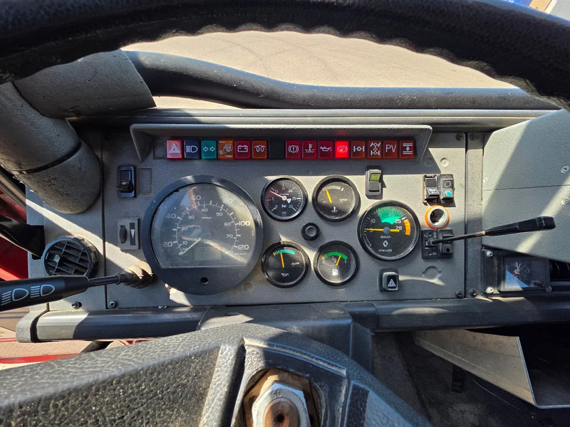 Camion de pompier Renault Midliner 210 M210: photos 11